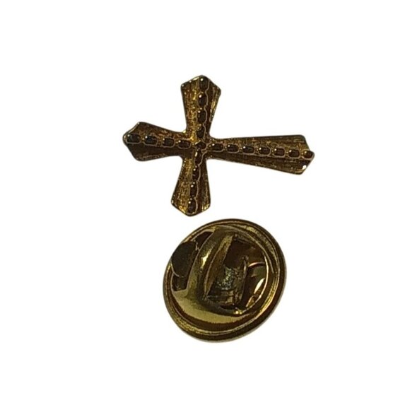 NOS NWOT TINY Goldtone 6/8" Crucifix Cross True Vtg 70s pin pinback - Picture 3 of 5